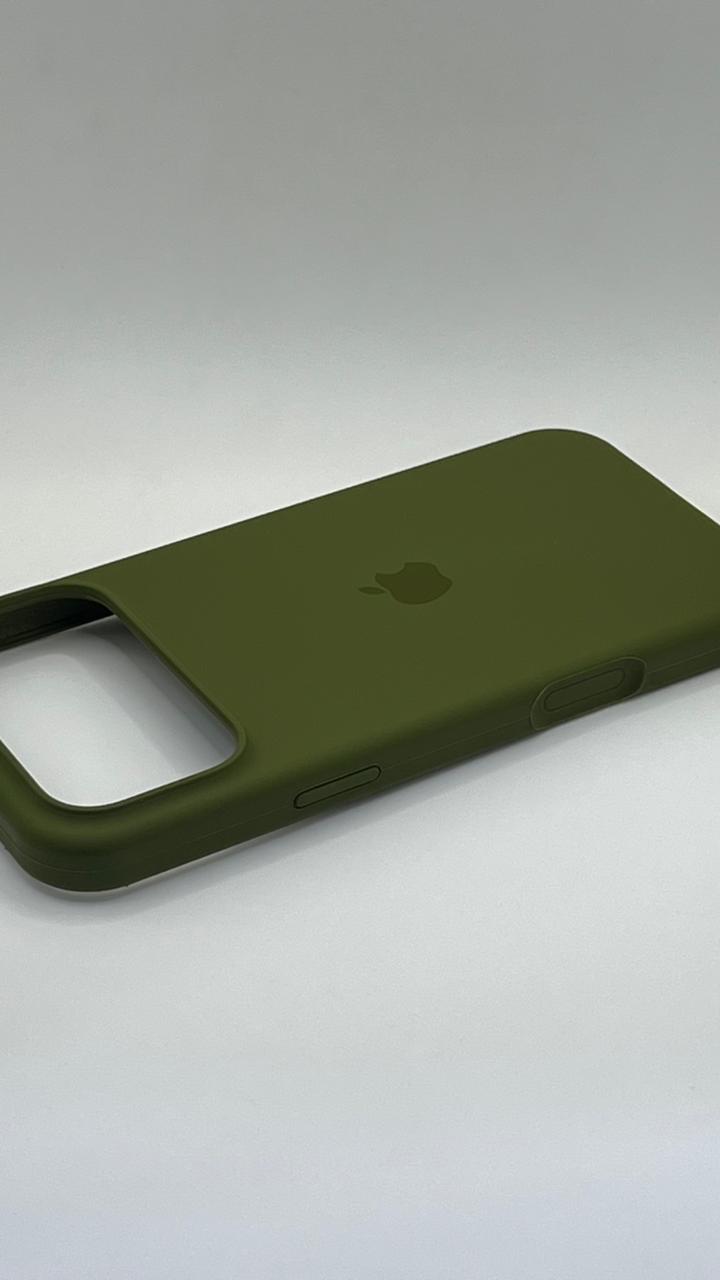بوشيط سيليكون حماية أنيقة ولمسة ناعمة(IPHONE 17 PRO MAX)