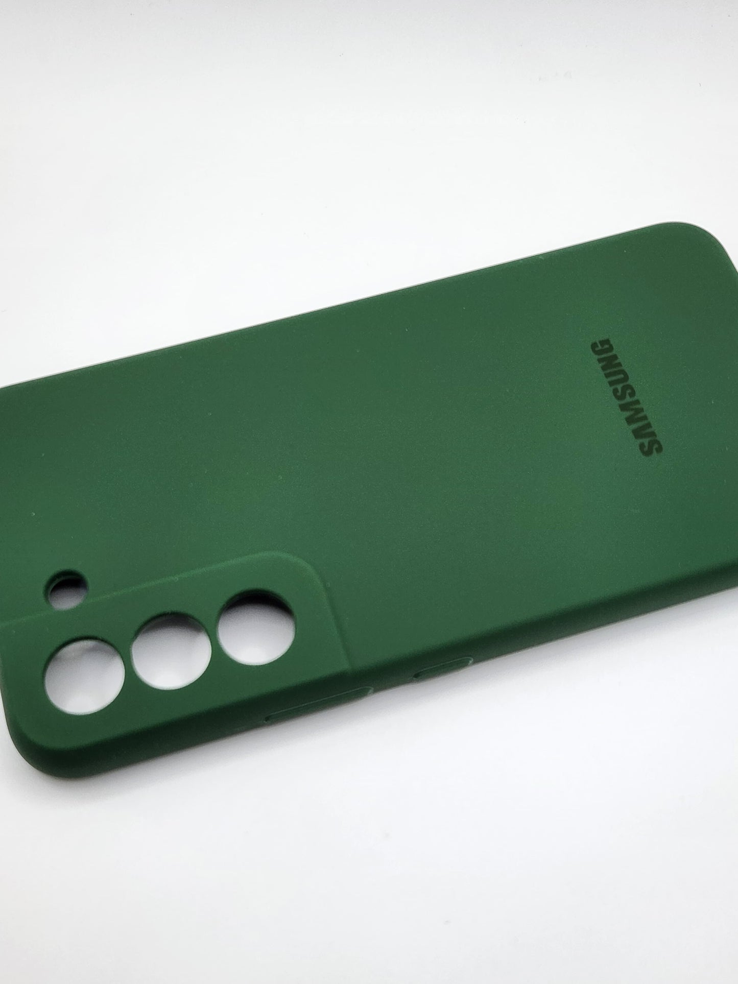 (بوشيط) سيليكون أصلي لهواتف سامسونج – حماية أنيقة ولمسة فاخرة SAMSUNG S22