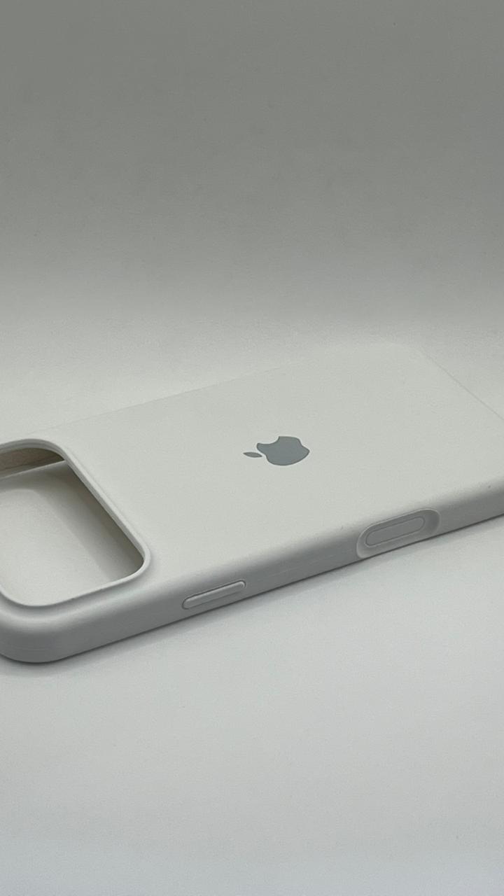 بوشيط سيليكون حماية أنيقة ولمسة ناعمة(IPHONE 17 PRO MAX)
