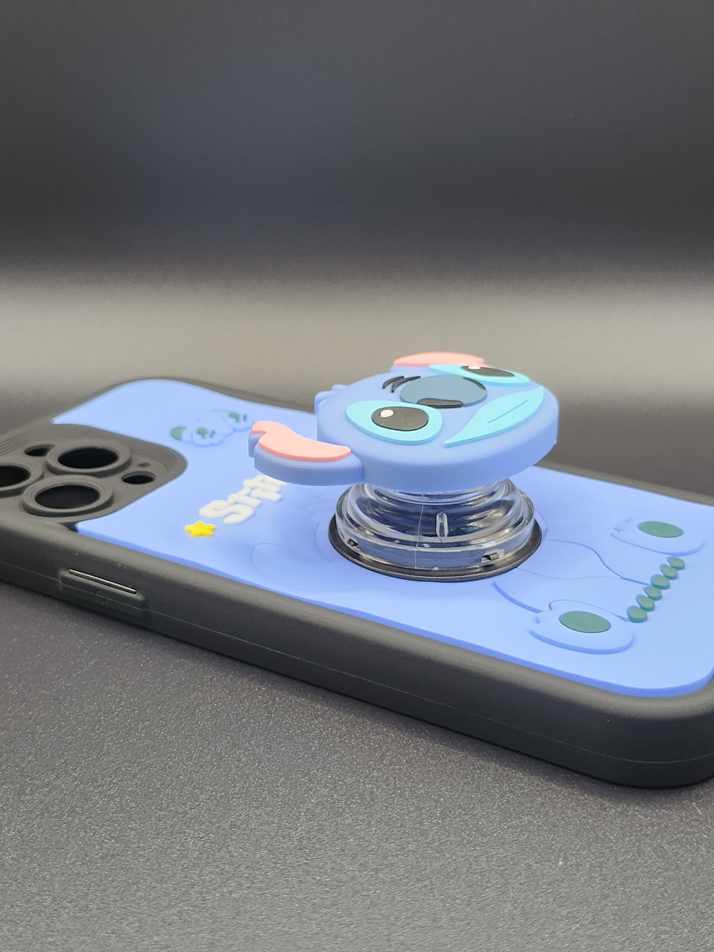 Coque Silicone 3D Design Mignon – Série Personnages & Papillons Stitch