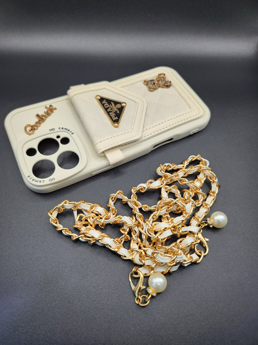 Coque Luxe iPhone avec Pochette Intégrée & Chaîne Dorée – Style Élégant