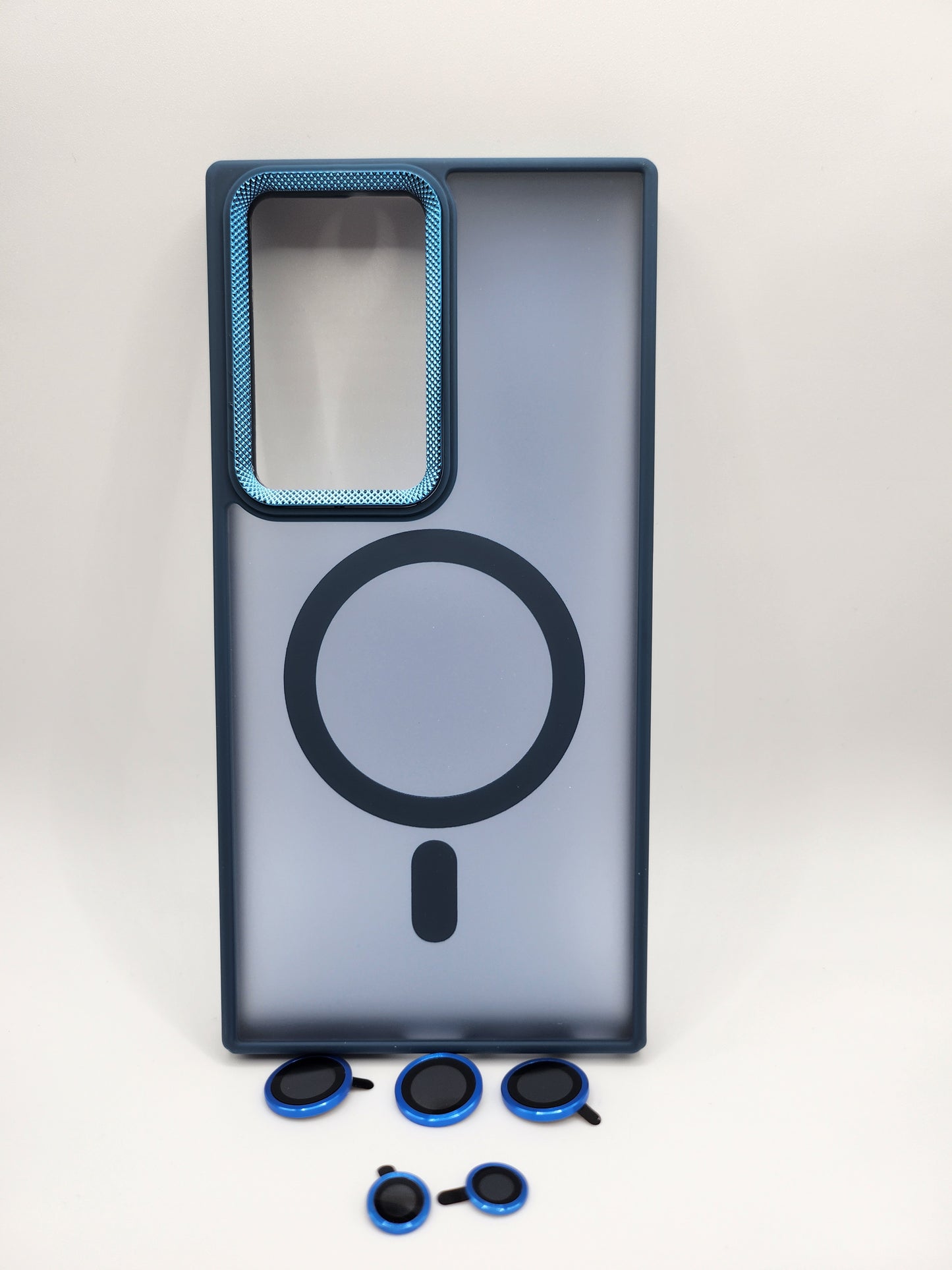Coque Matte avec Protection Lentille et Compatibilité MagSafe