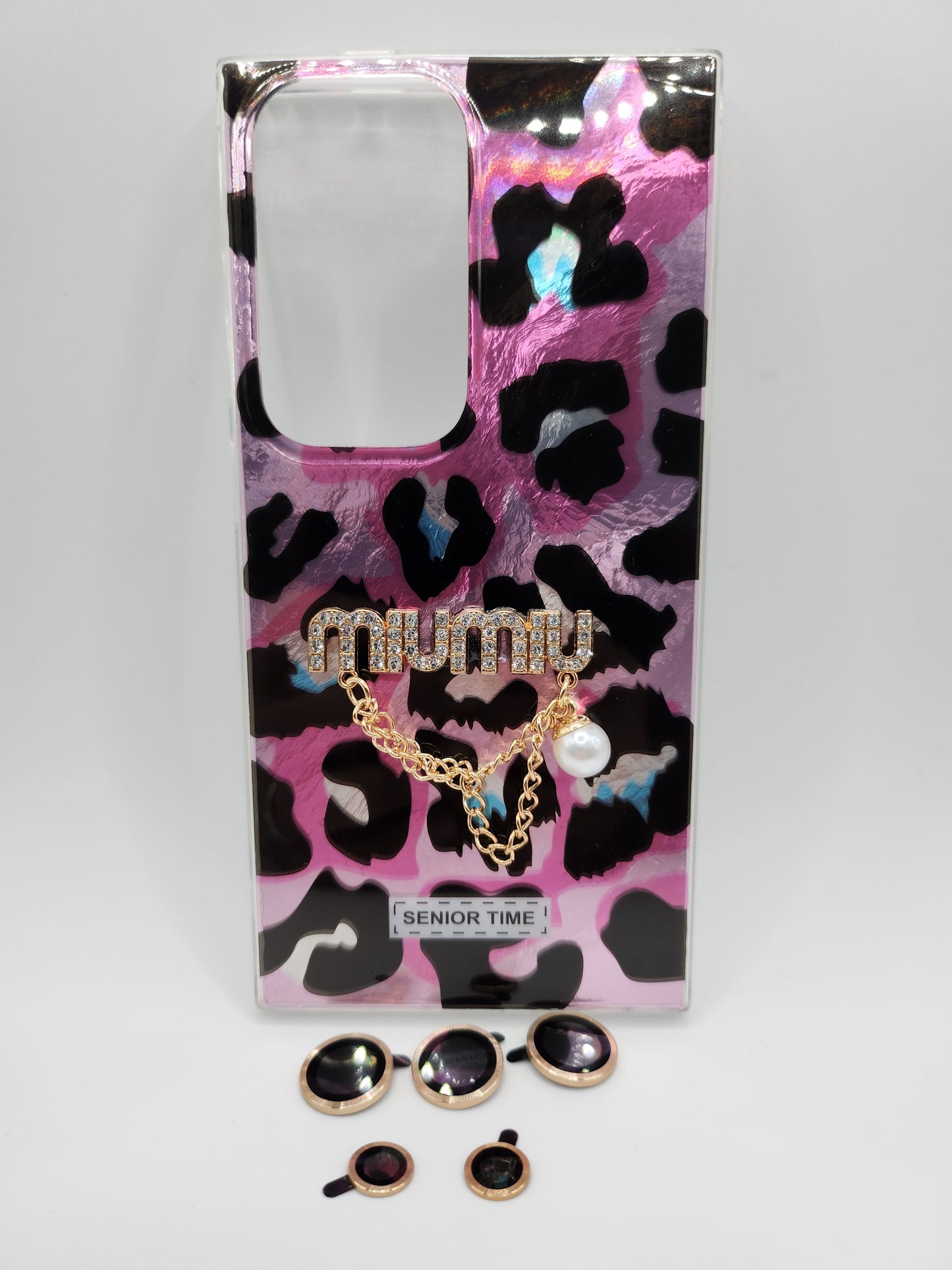 Coque Léopard Chic avec Chaîne & Perle – Protection Élégante avec Bague Caméra