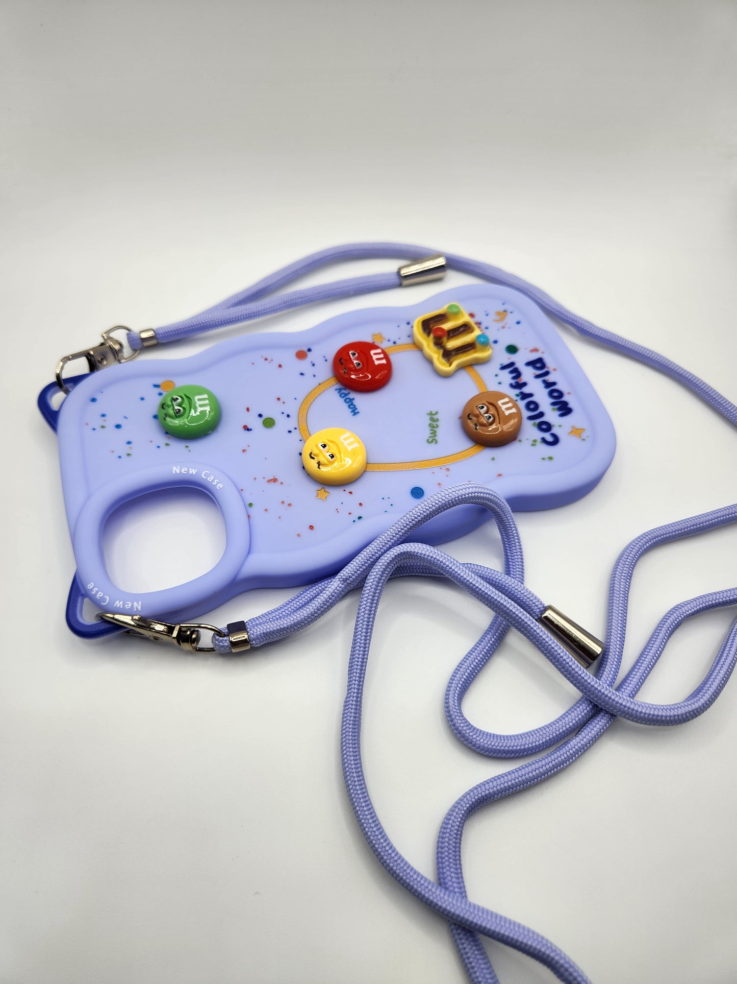 Coque M&M's Colorée avec Cordon – "Colorful World" Violet clair