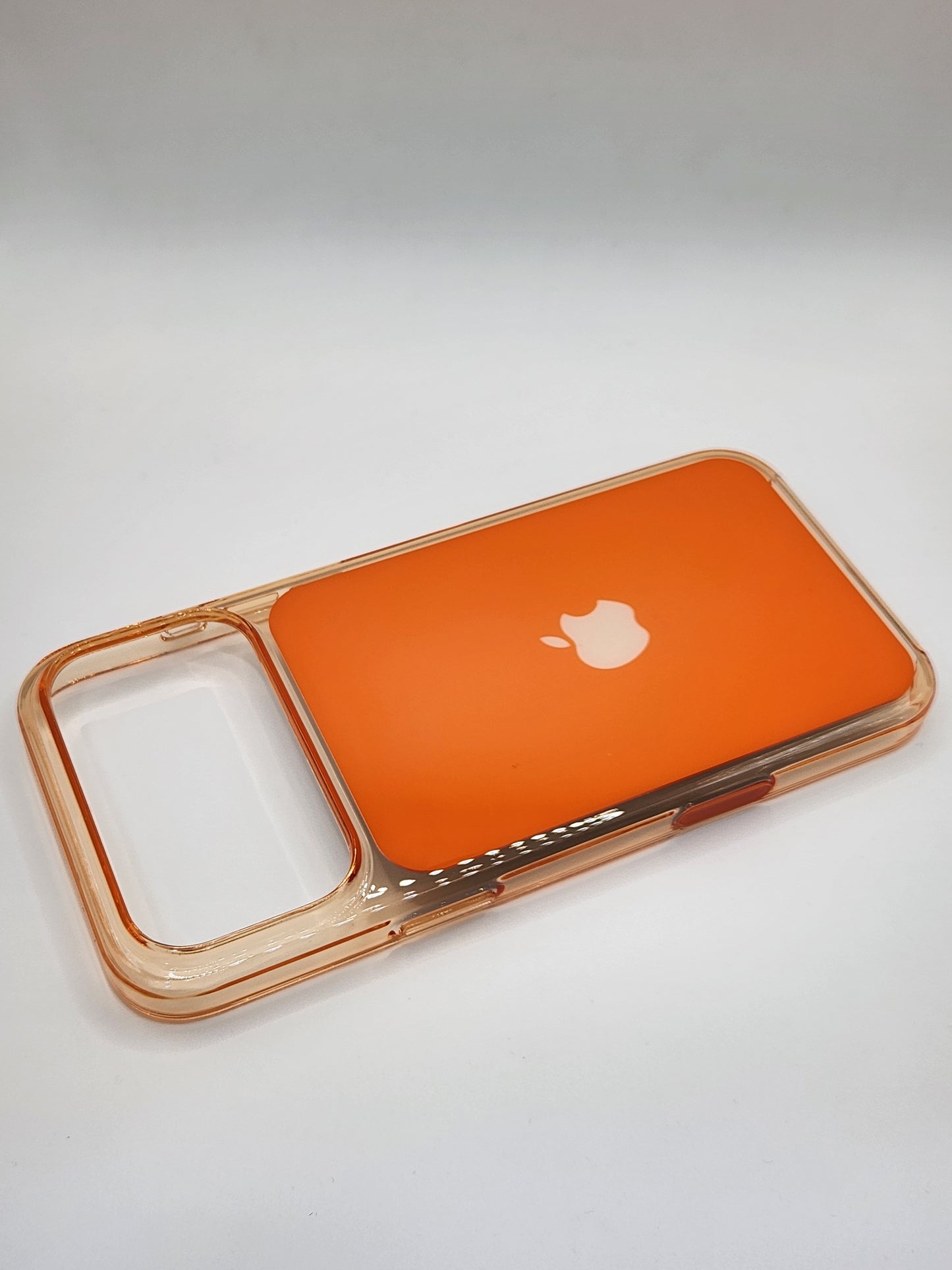 (بوشيط) آيفون 17 برو شفاف أصلي يدعم MagSafe مع ظهور رسالة MagSafe(17 PRO)