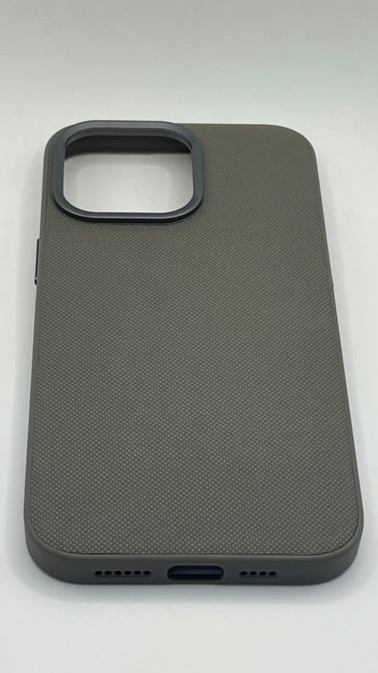 غطاء هاتف فاخر بلمسة جلد نباتي – أناقة وحماية في نفس الوقت(IPHONE 14 PRO MAX)