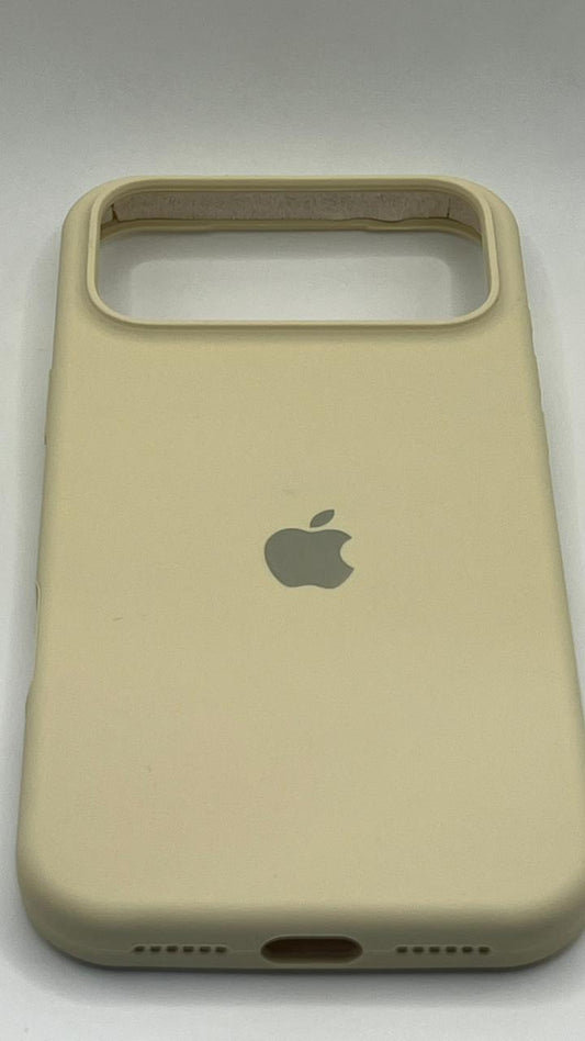 بوشيط سيليكون حماية أنيقة ولمسة ناعمة(IPHONE 17 PRO MAX)