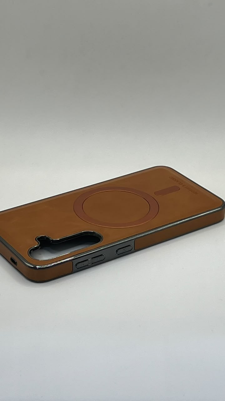بوشيط جلد طبيعي فاخر تصميم أنيق وحماية متكاملة(SAMSUNG S25 NORMAL)
