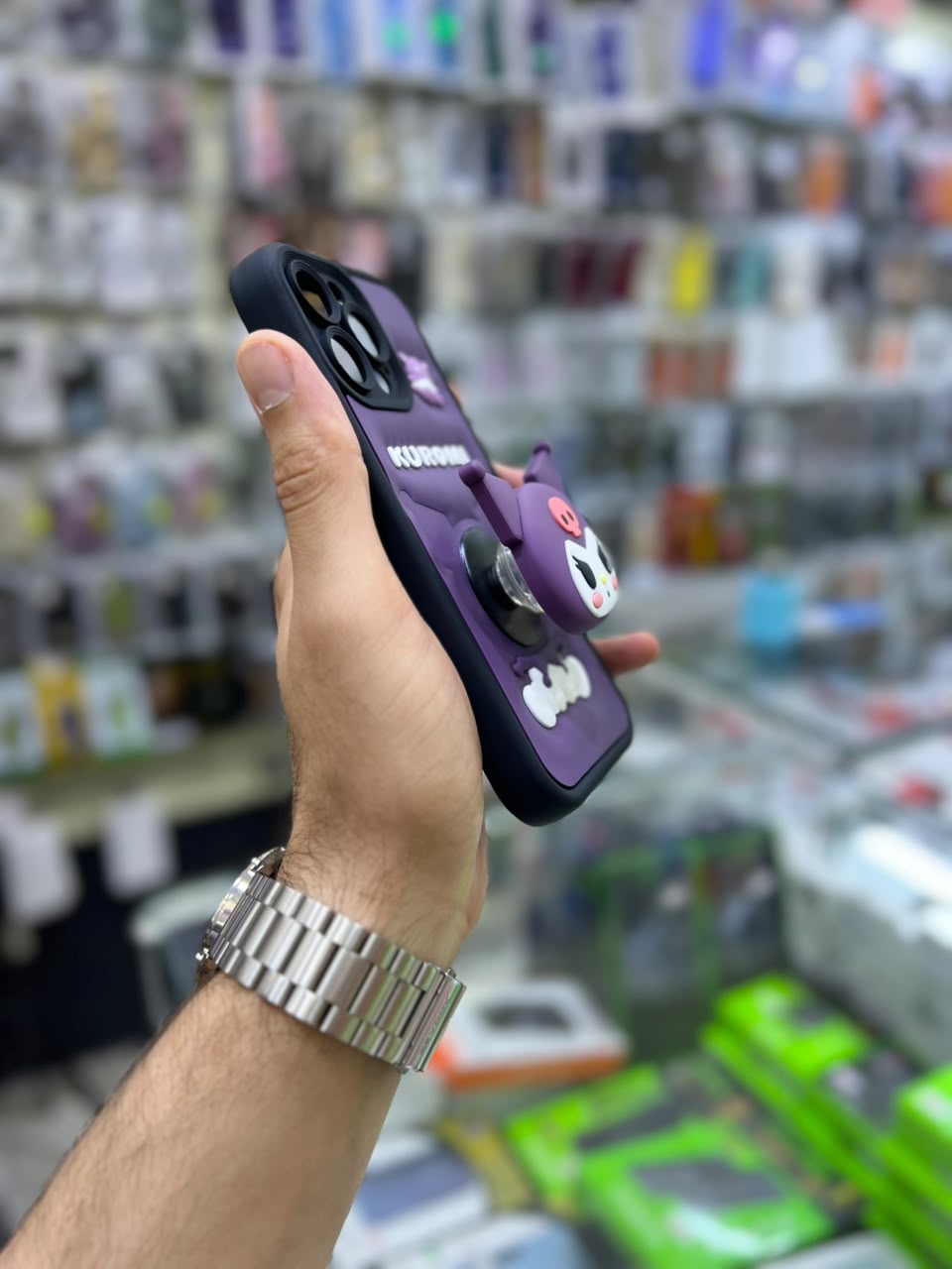 بوشيط سيليكون ثلاثي الأبعاد مع حامل مدمج حماية وأناقة(IPHONE 14 PRO MAX)
