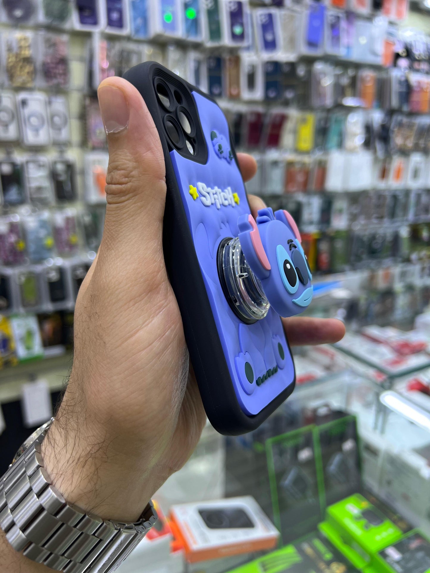 بوشيط سيليكون ثلاثي الأبعاد مع حامل مدمج حماية وأناقة(IPHONE 12 PRO)