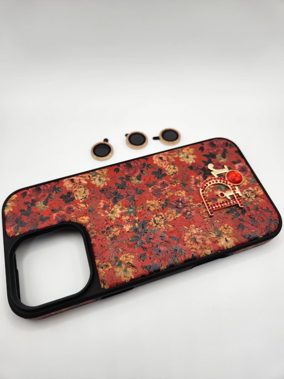 Coque Luxe Fleurie & Papillons – Compatible iPhone 16 pro max