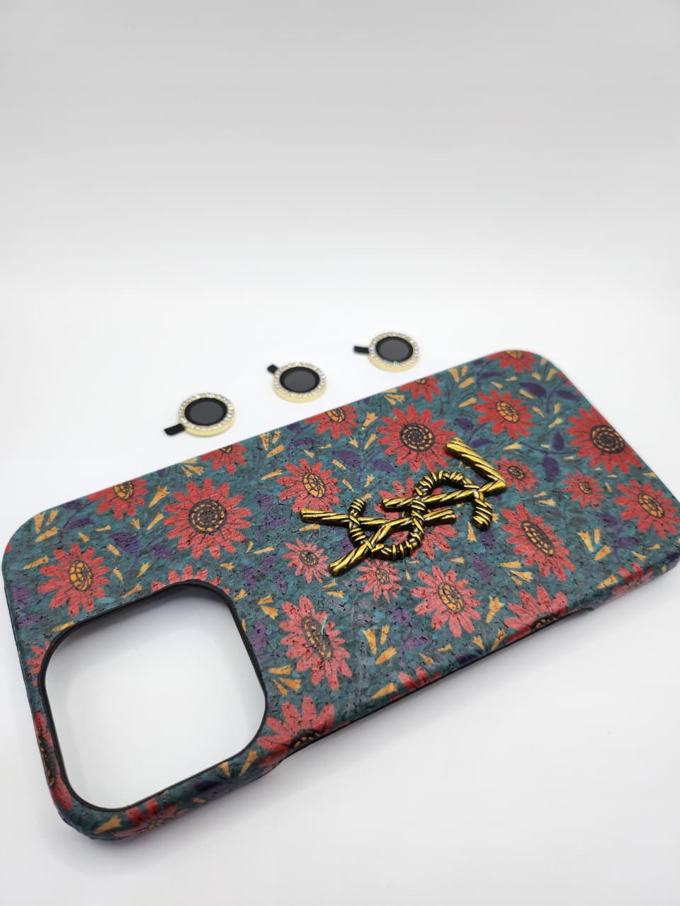 Coque Luxe Fleurie & Papillons – Compatible iPhone 16 pro max