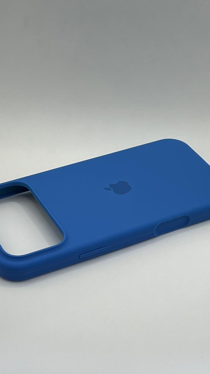 بوشيط سيليكون حماية أنيقة ولمسة ناعمة(IPHONE 17 PRO MAX)