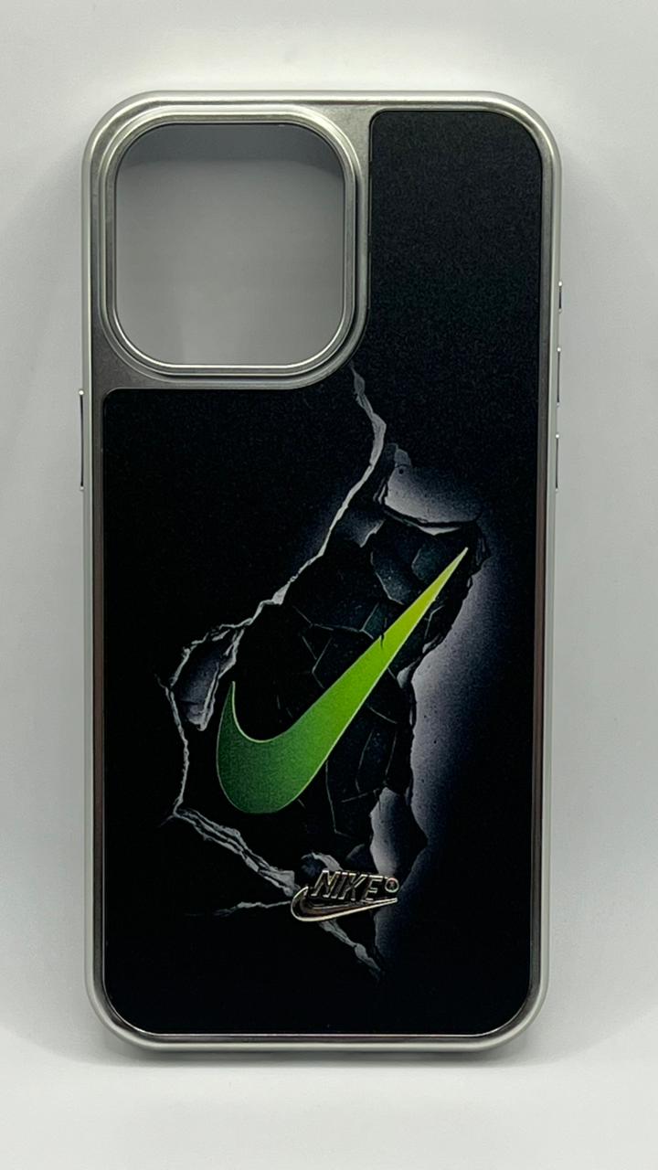بوشيط بتصميم عصري أنيق ولمسة رياضية مميزة✅(IPHONE 13 PRO MAX)