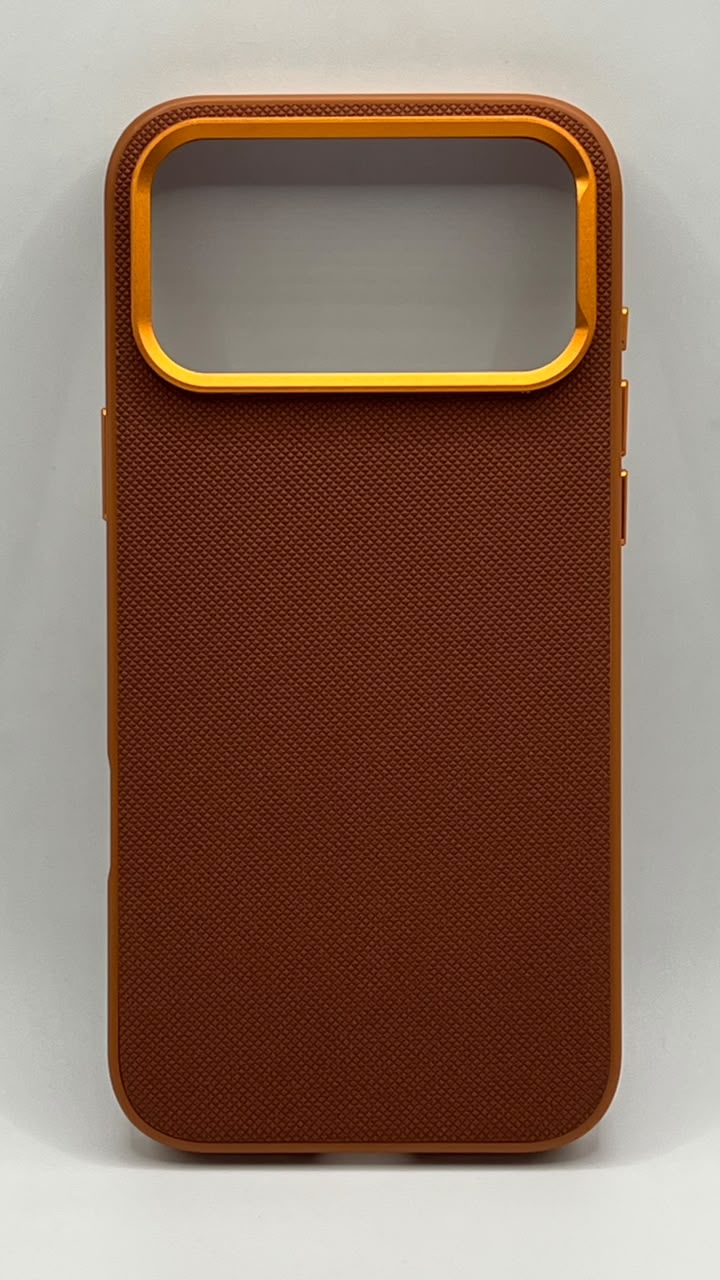 غطاء هاتف فاخر بلمسة جلد نباتي – أناقة وحماية في نفس الوقت(IPHONE 17 PRO MAX)