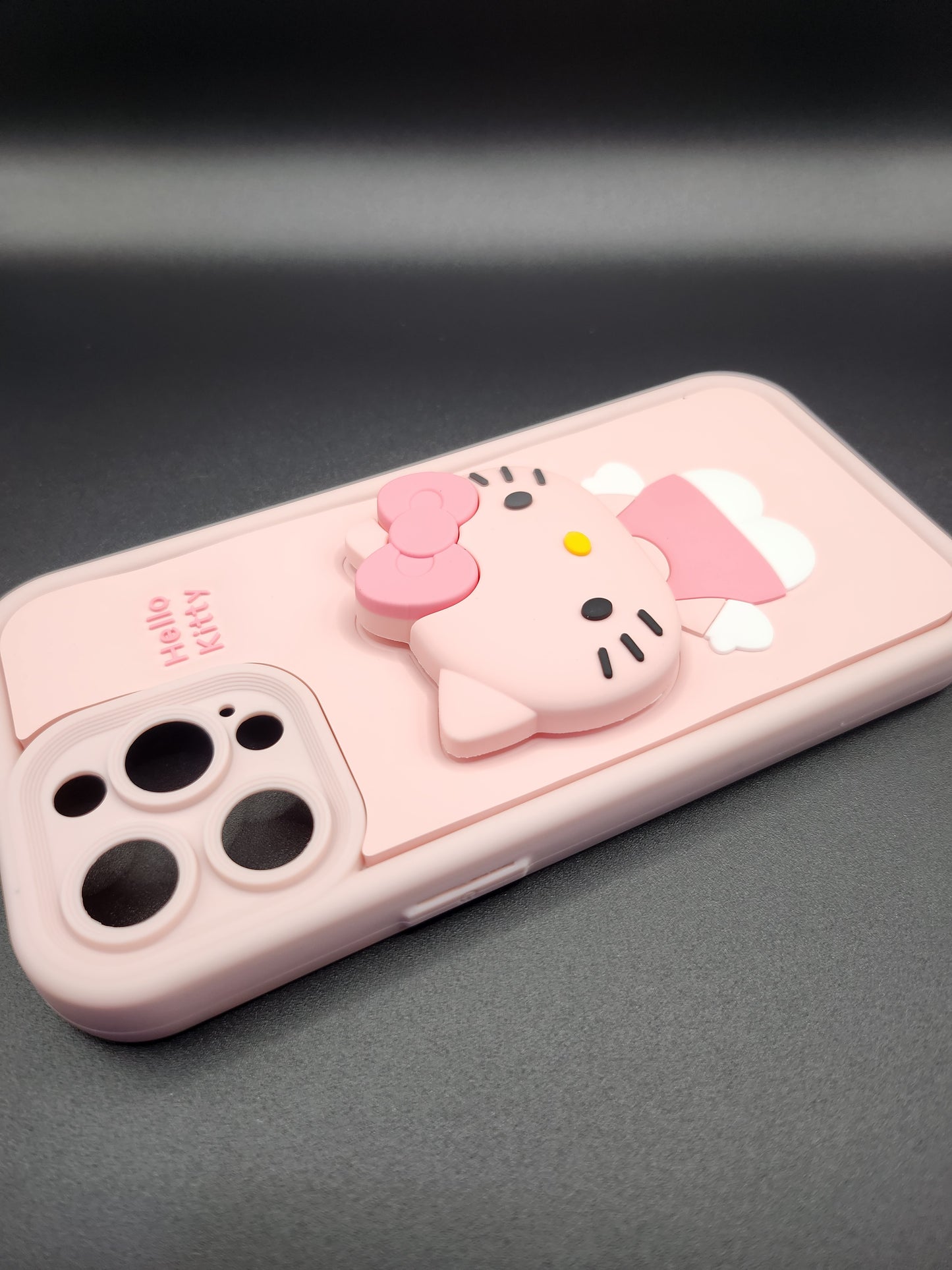Coque Silicone 3D Design Mignon – Série Personnages & Papillons Hello Kitty
