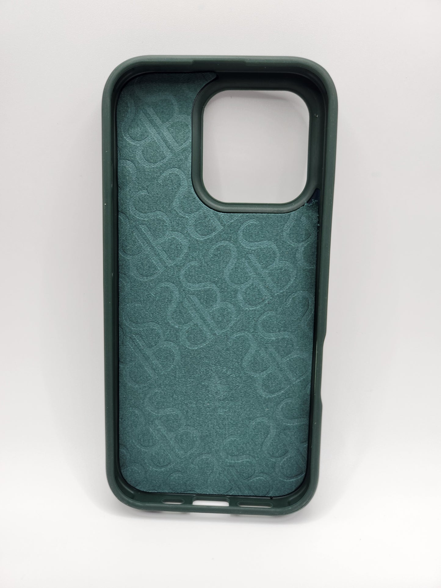 Coque tressée premium Santa Barbara – Style élégant & protection optimale Maroon