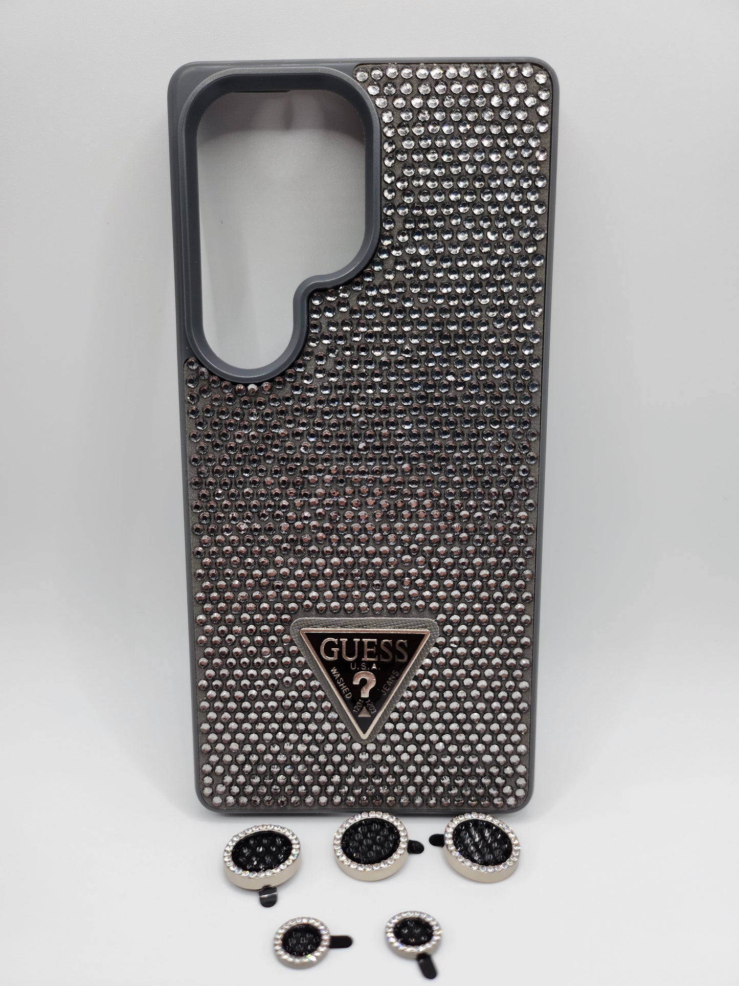 Coque de luxe GUESS avec strass brillants et protection caméra – Design élégant