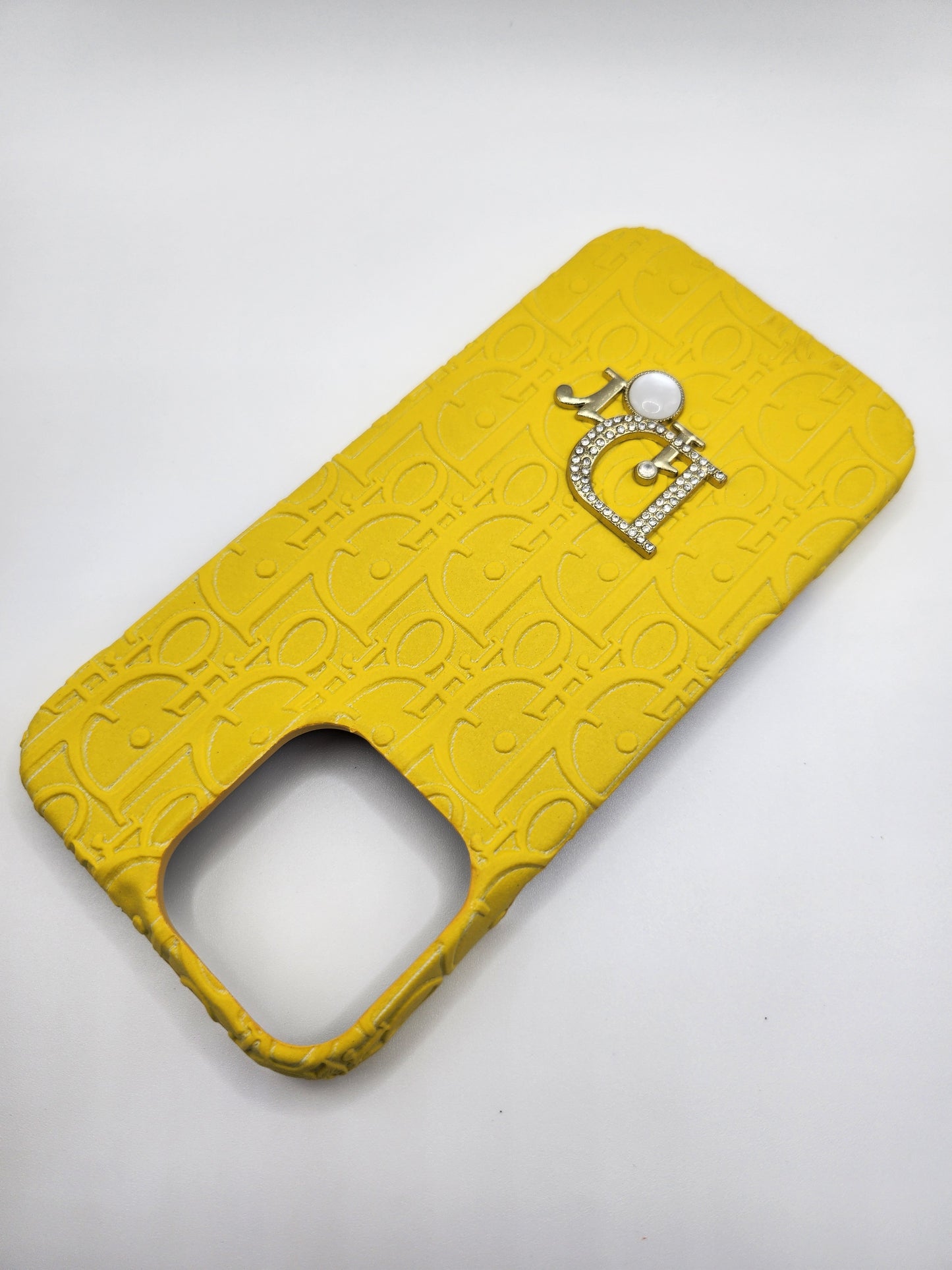 Coque de Luxe Dior pour iPhone – Motif Monogramme et Logo Orné