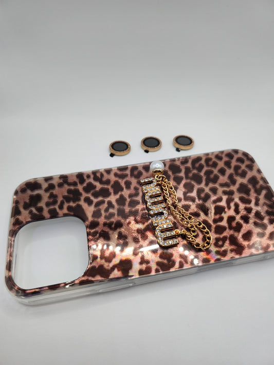 Coque Léopard Chic avec Chaîne & Perle – Protection Élégante avec Bague Caméra