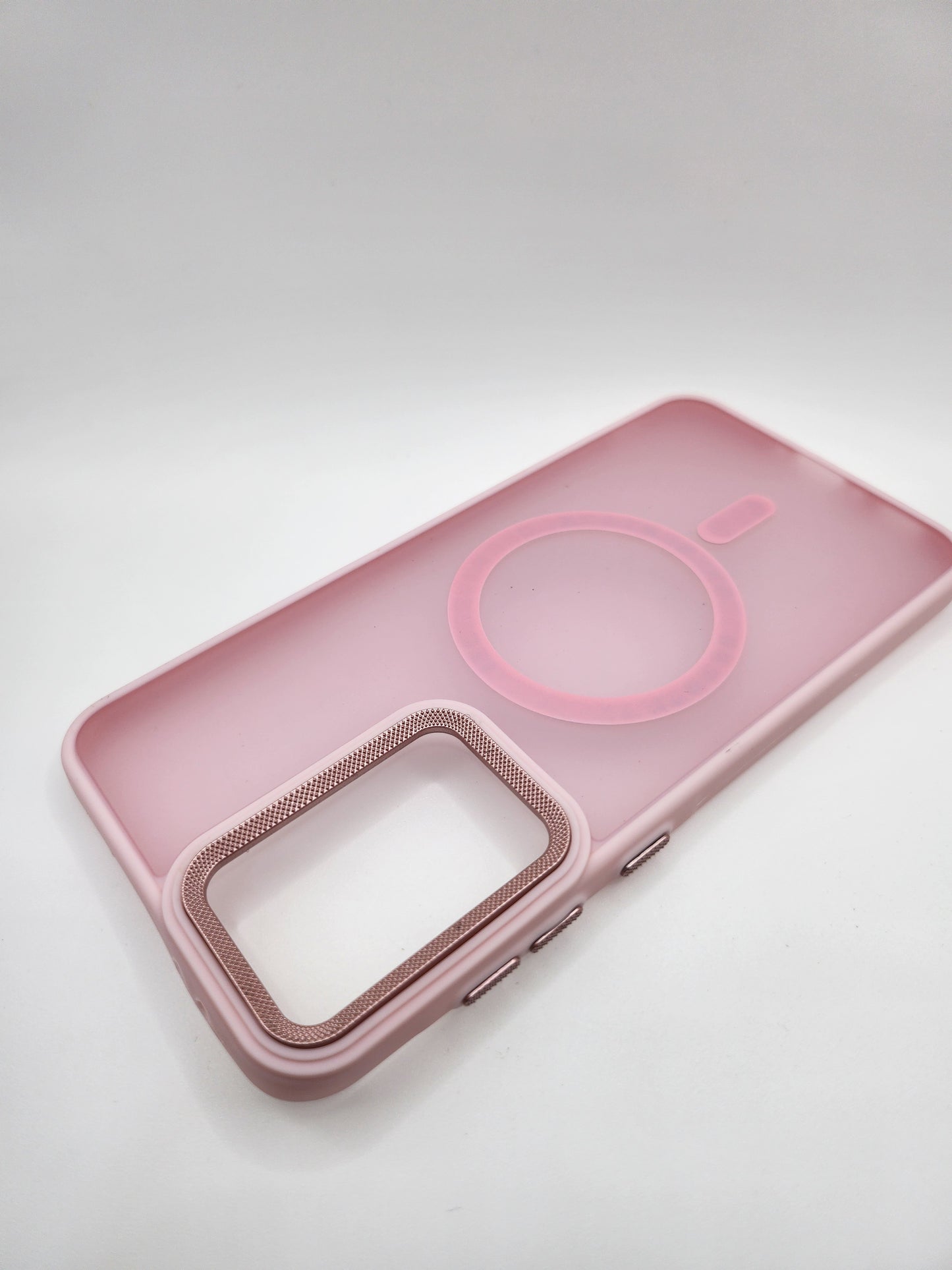 ✨Coque Matte Transparente avec Anneau Magnétique – Protection Élégante et Moderne✨