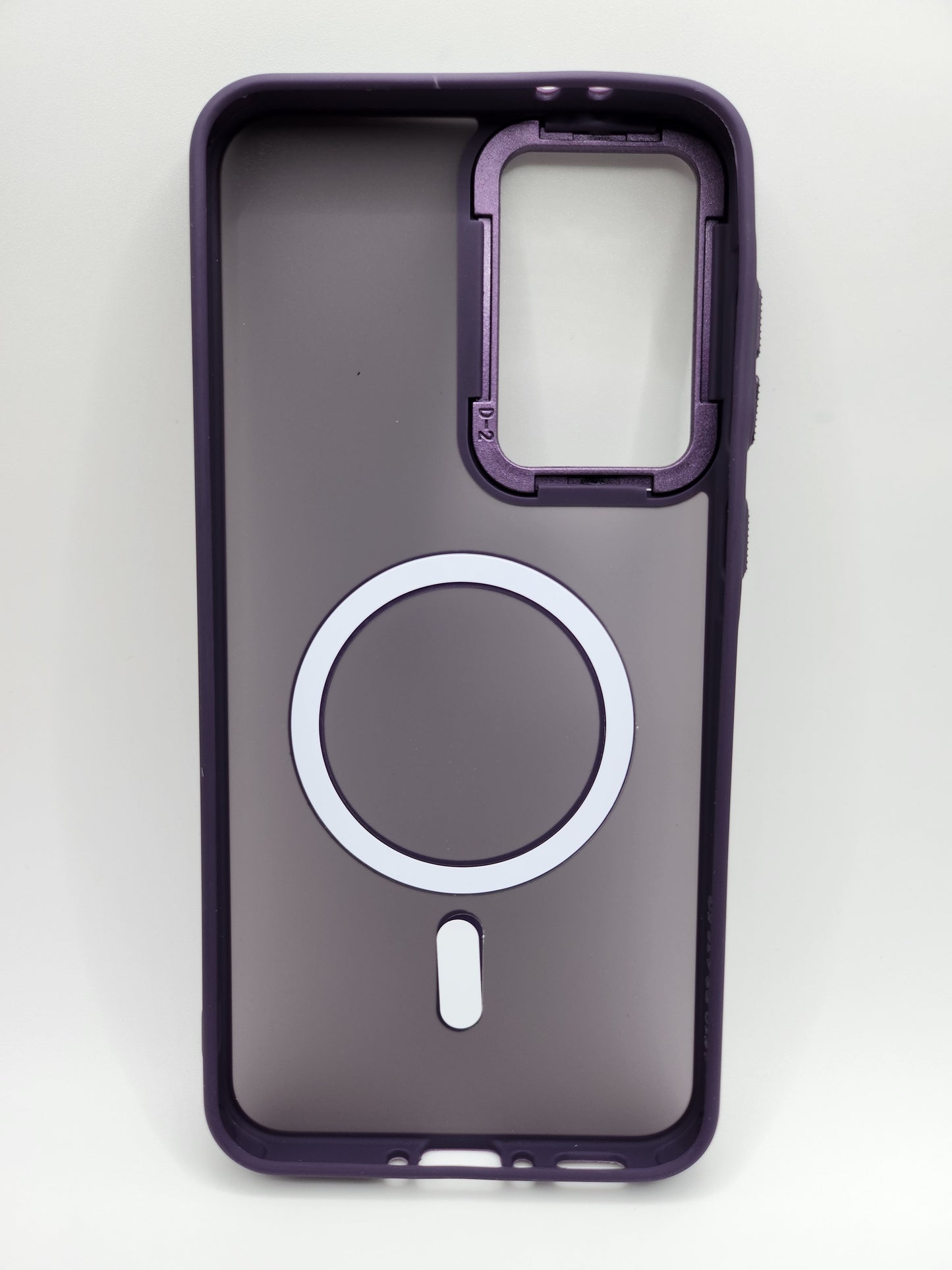 ✨Coque Matte Transparente avec Anneau Magnétique – Protection Élégante et Moderne✨