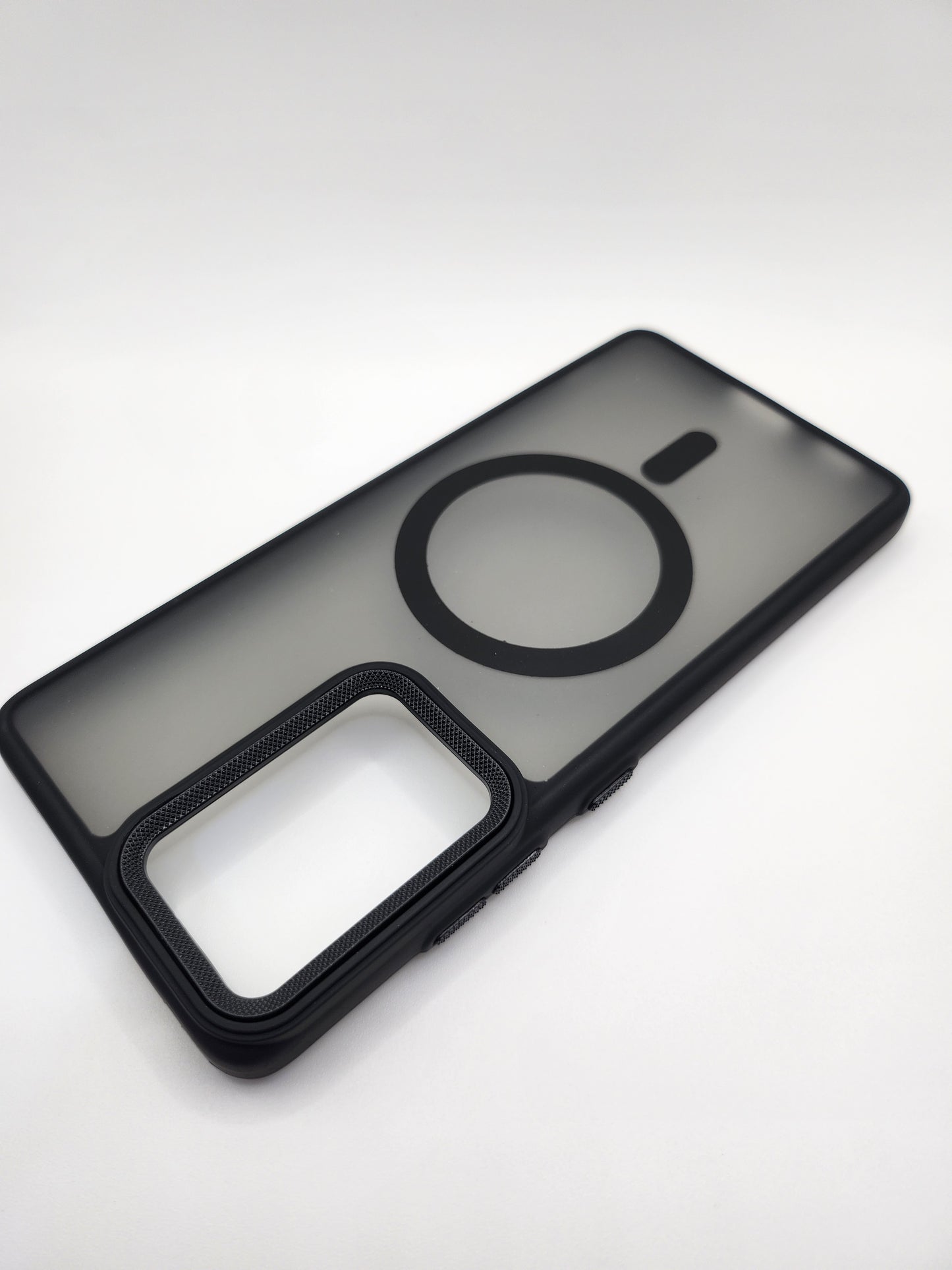 ✨Coque Matte Transparente avec Anneau Magnétique – Protection Élégante et Moderne✨