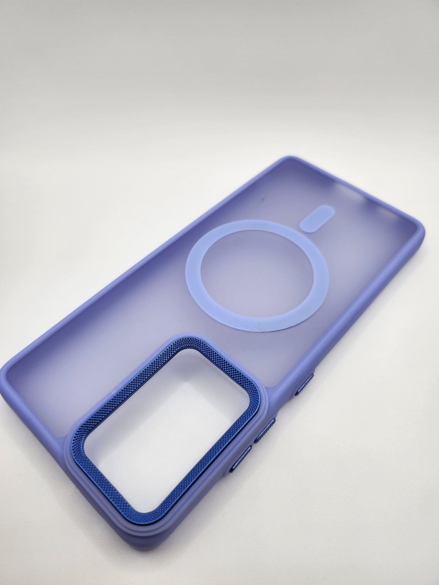 ✨Coque Matte Transparente avec Anneau Magnétique – Protection Élégante et Moderne✨