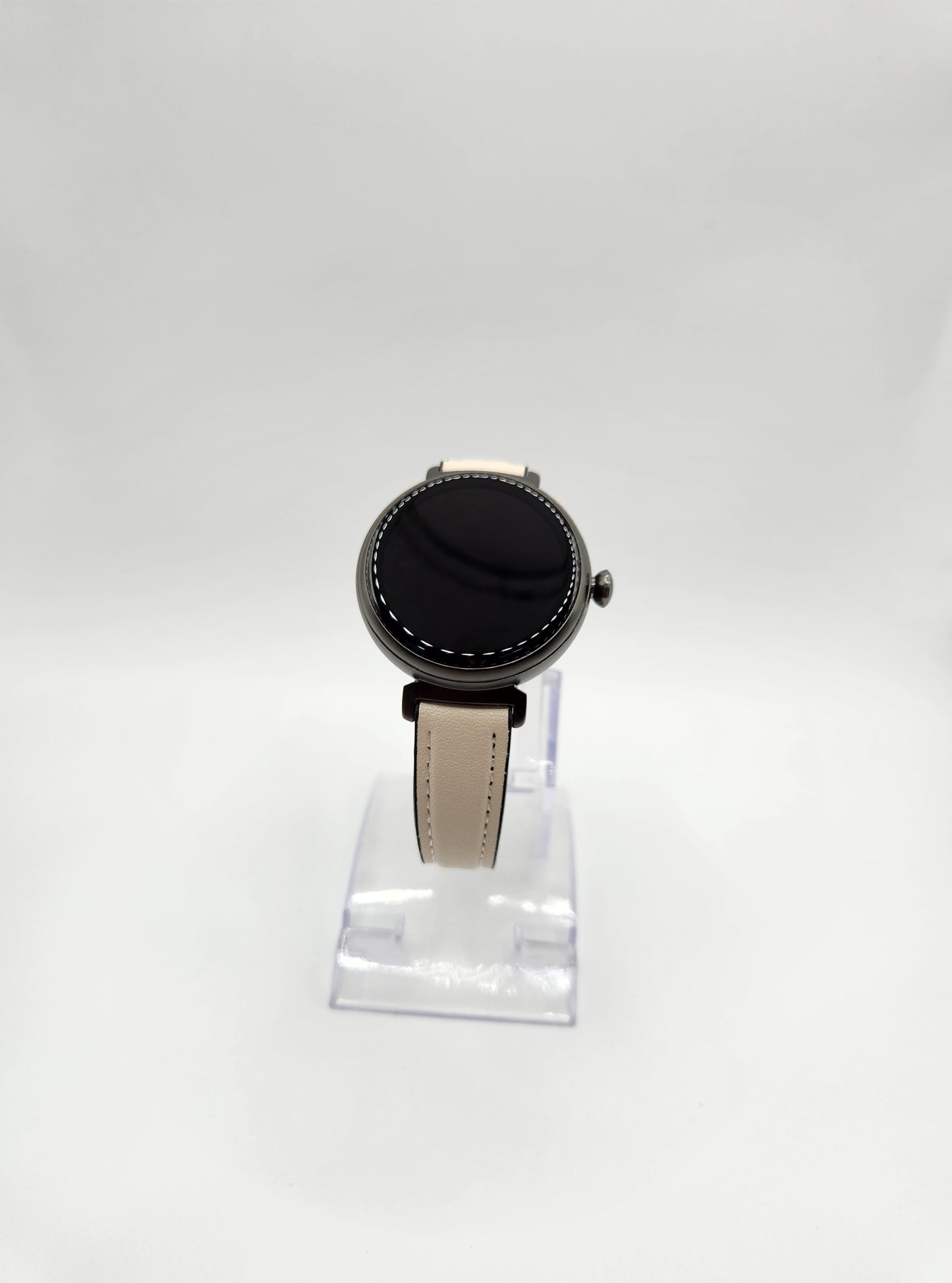 🌸 Montre Connectée Femme  – Écran AMOLED 1.04'' | Élégance & Technologie