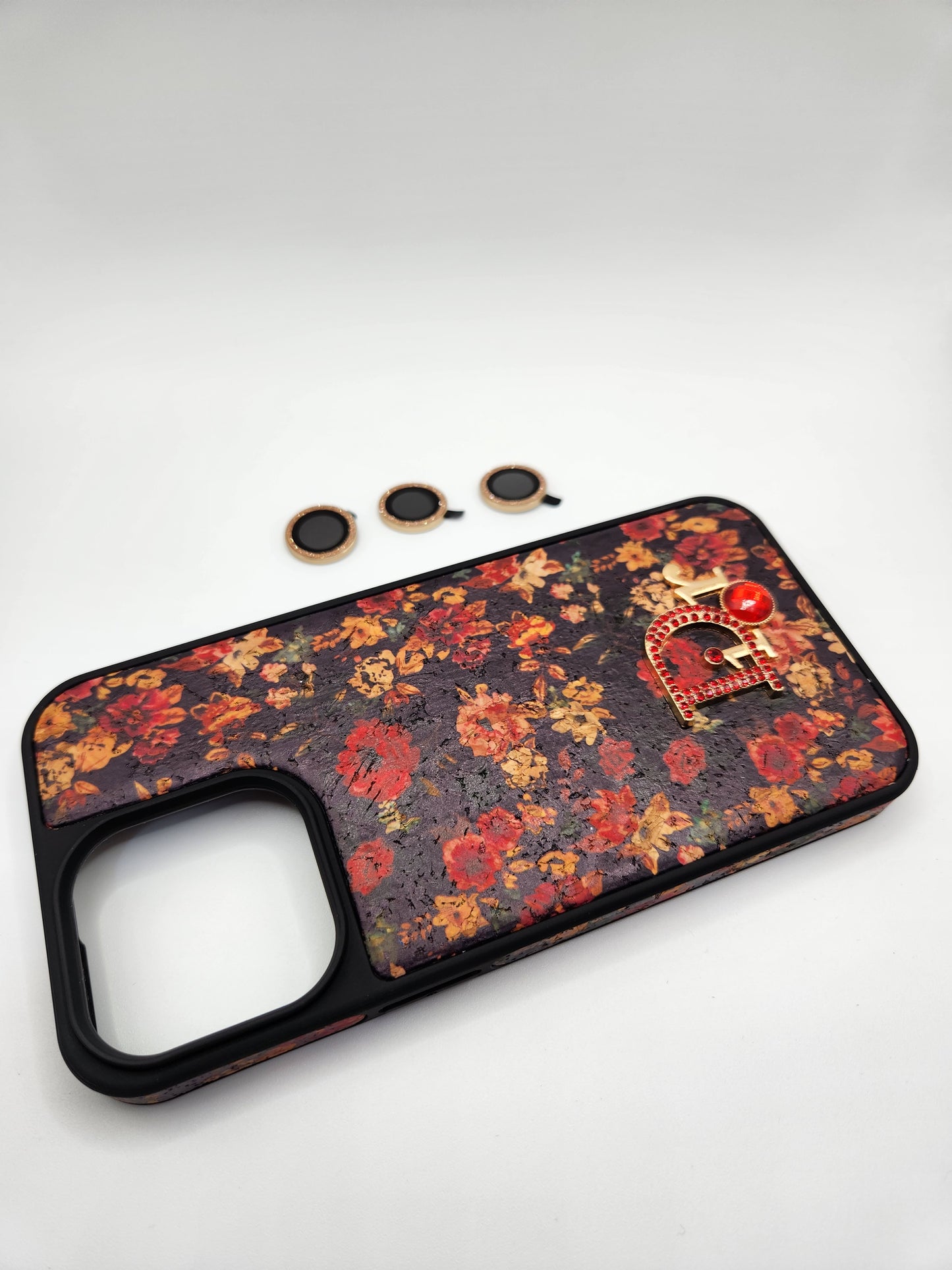 Coque Luxe Fleurie & Papillons – Compatible iPhone 15 pro max