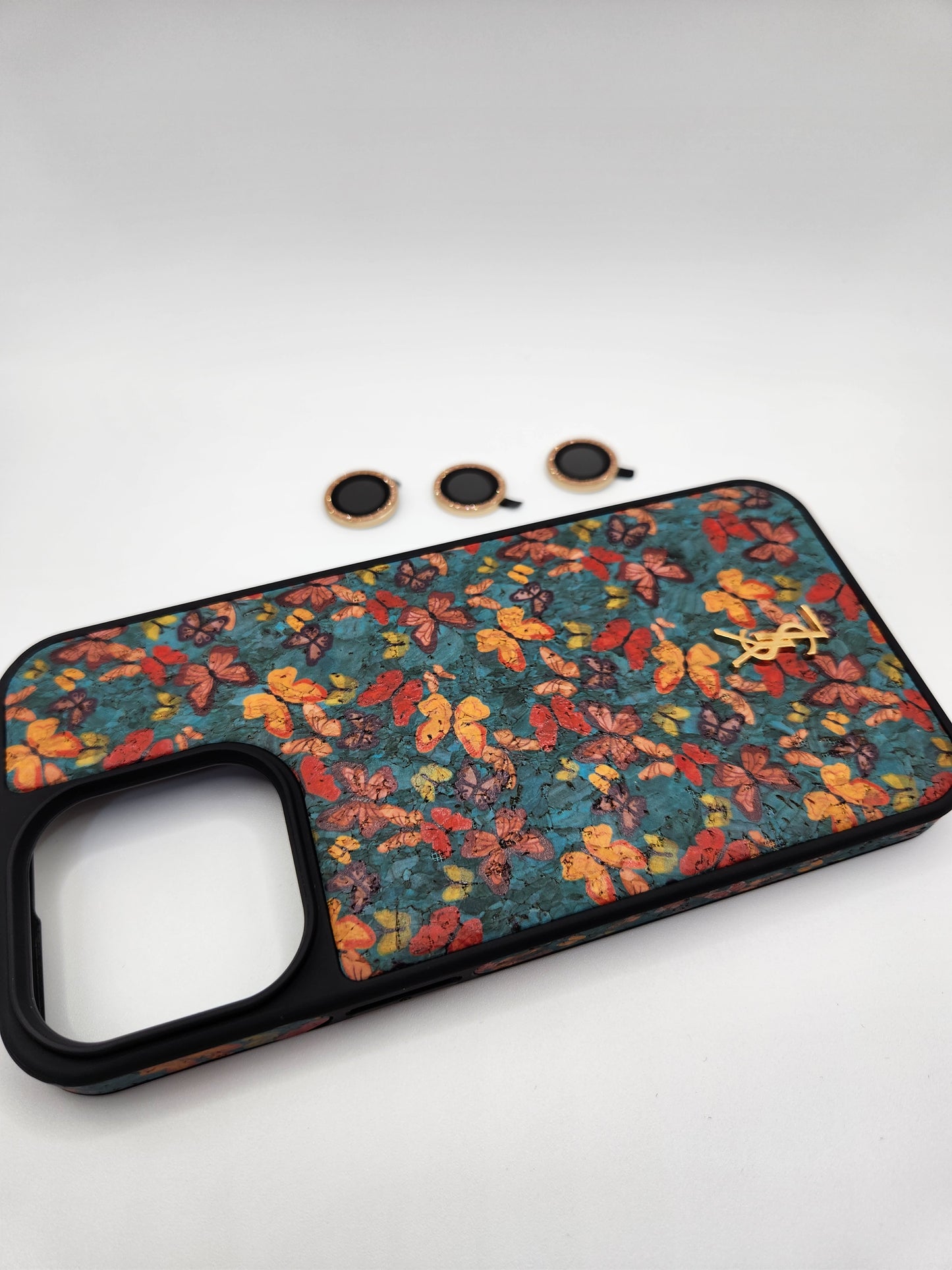 Coque Luxe Fleurie & Papillons – Compatible iPhone 15 pro max