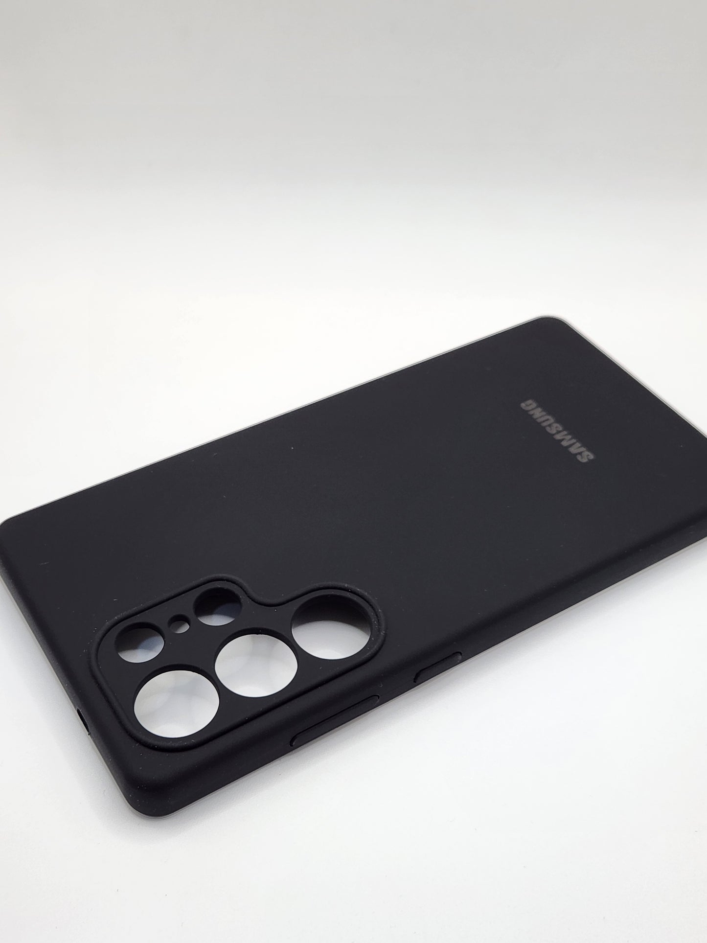 (بوشيط) سيليكون أصلي لهواتف سامسونج – حماية أنيقة ولمسة فاخرة SAMSUNG S25 ULTRA