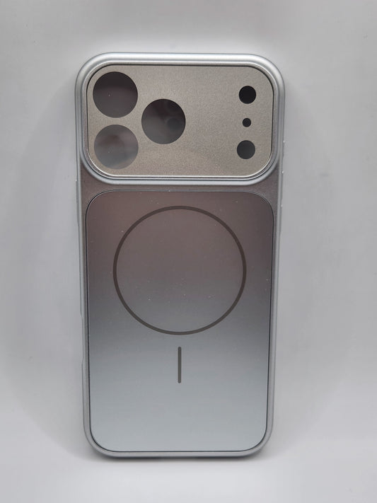 (بوشيط) فاخر لهاتف iPhone 17 Pro Max – حماية أنيقة بتصميم عصري