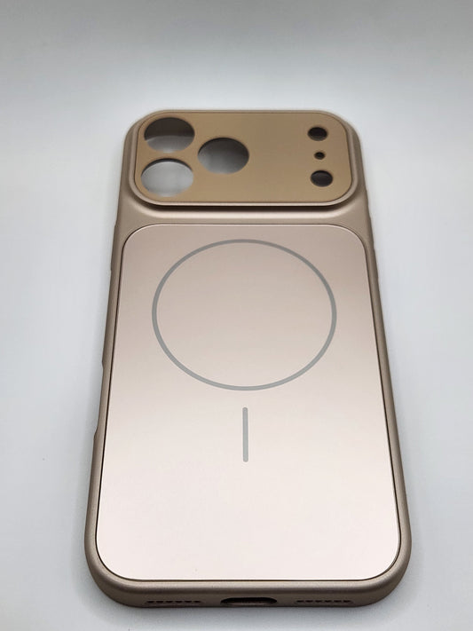 (بوشيط) فاخر لهاتف iPhone 17 Pro Max – حماية أنيقة بتصميم عصري
