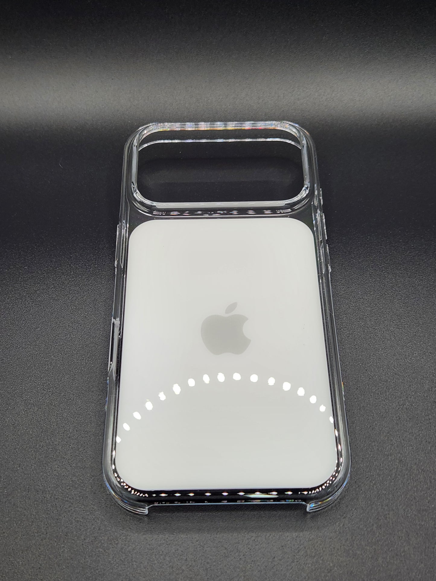 (بوشيط) آيفون 17 برو  شفاف أصلي يدعم MagSafe مع ظهور رسالة MagSafe(17 PRO)