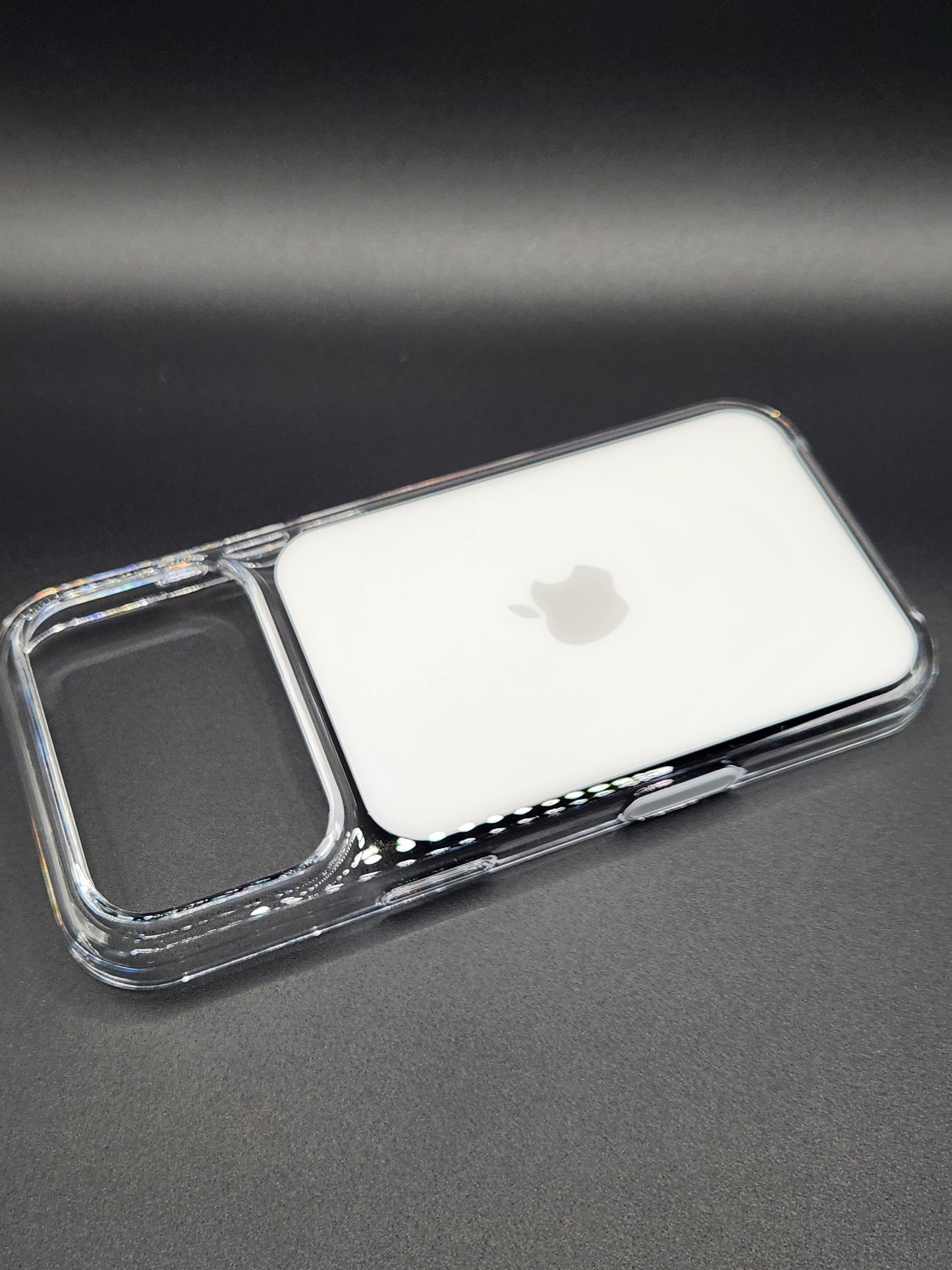 (بوشيط) آيفون 17 برو  شفاف أصلي يدعم MagSafe مع ظهور رسالة MagSafe(17 PRO)