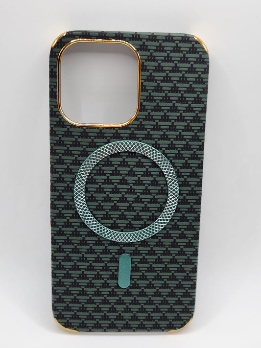 بوشيط آيفون فاخر بصناعة كربونية مع دعم (MagSafe) – حماية أنيقة وقوية (13 PRO)