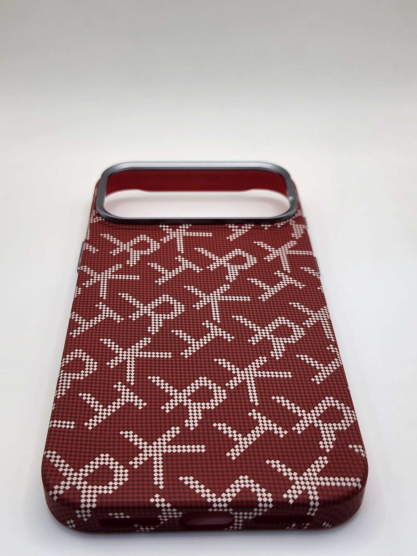 🔶بوشيط آيفون كربوني فاخر بدعم MagSafe وحماية كاملة(17 PRO MAX)