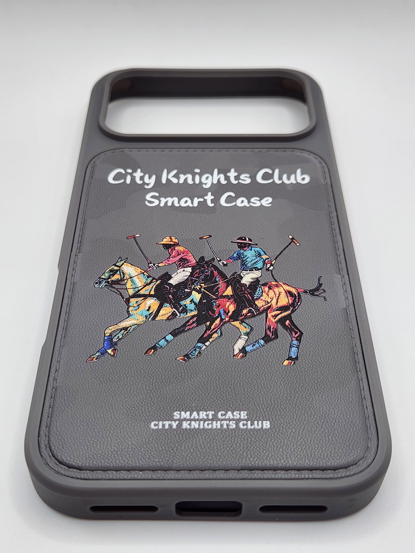 🐎🐎🐎بوشيط عصري بتصميم رياضي فاخر مع قبضة مريحة وحماية متكاملة(IPHONE 17 PRO)