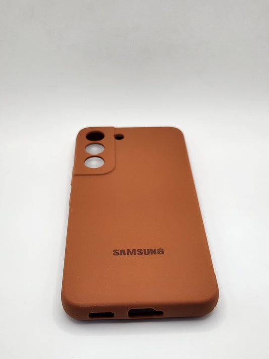 (بوشيط) سيليكون أصلي لهواتف سامسونج – حماية أنيقة ولمسة فاخرة SAMSUNG S22