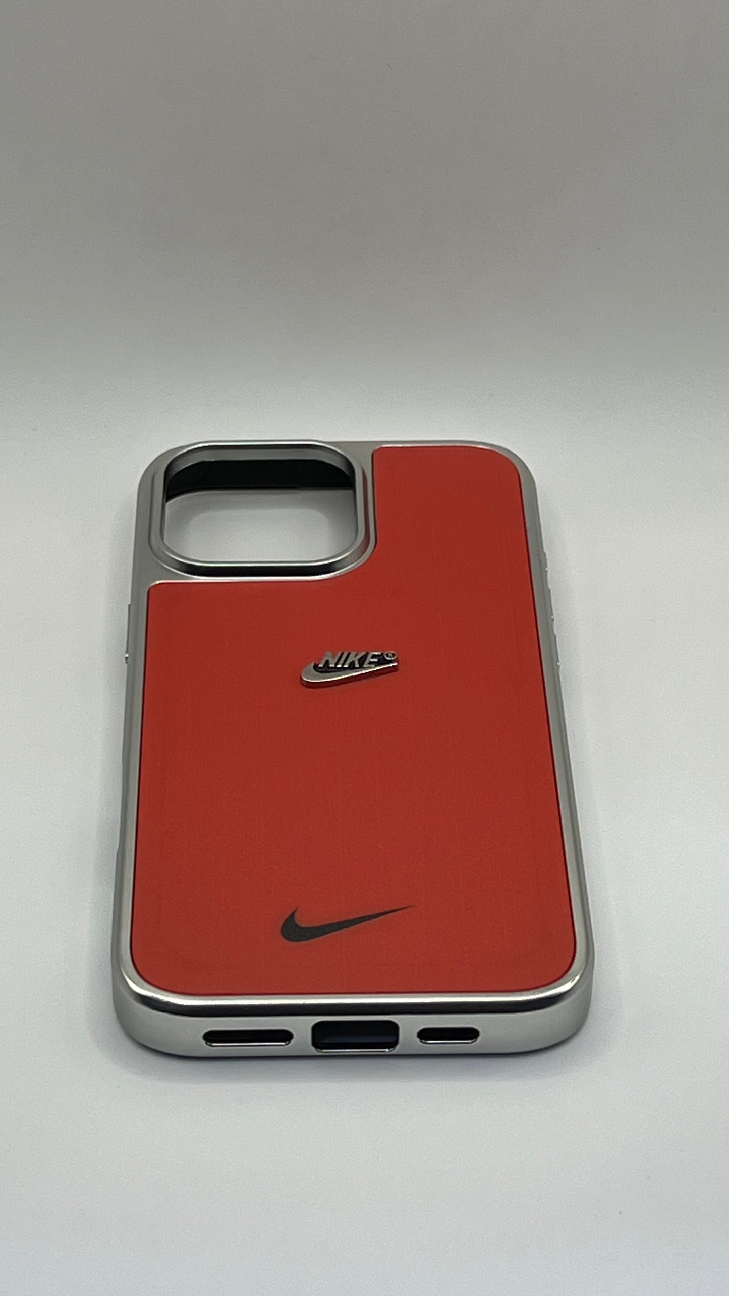 بوشيط بتصميم عصري أنيق ولمسة رياضية مميزة✅(IPHONE 16 PRO MAX)
