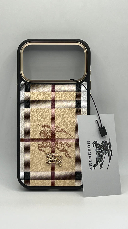 بوشيط فاخر بتصميم أنيق وإطار معدني عصري(IPHONE 17 PRO)