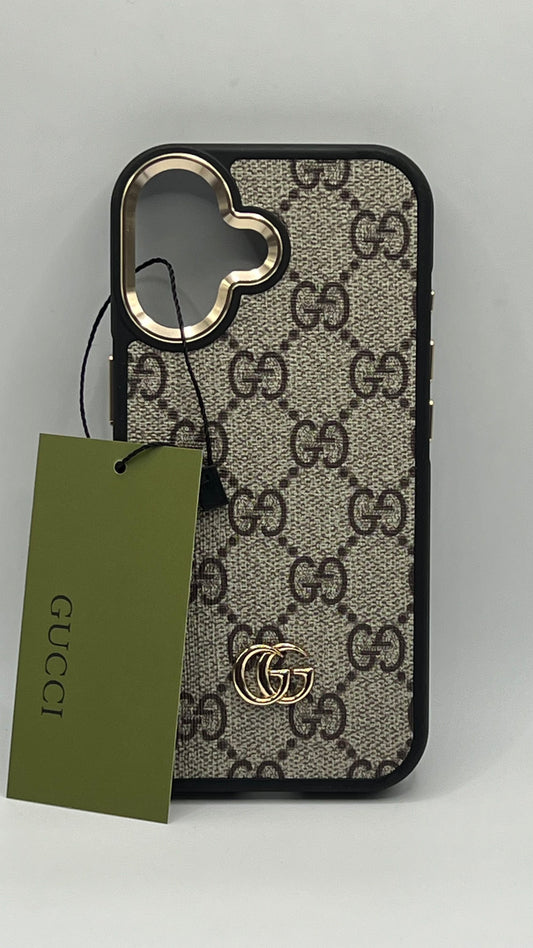 بوشيط فاخر بتصميم أنيق وإطار معدني عصري(IPHONE 17 NORMAL)