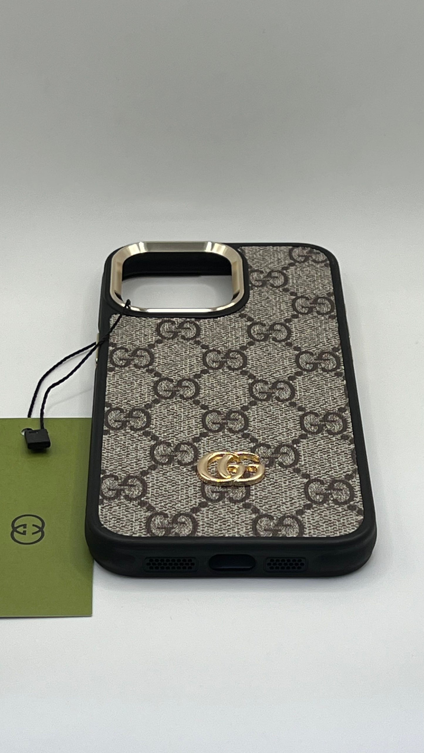 بوشيط فاخر بتصميم أنيق وإطار معدني عصري(IPHONE 13 PRO MAX)