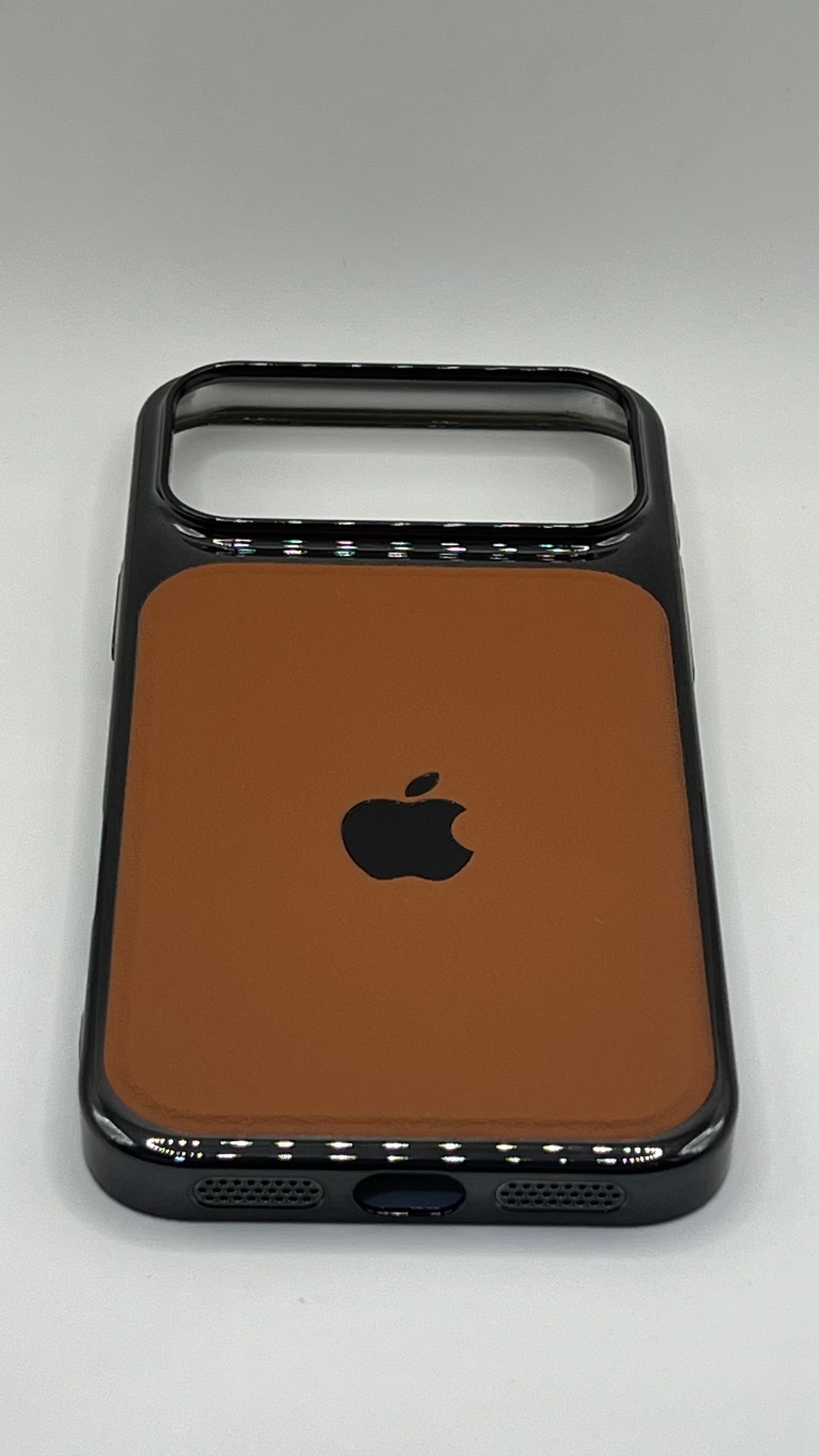 بوشيط آيفون بتصميم أنيق (IPHONE 17 PRO)