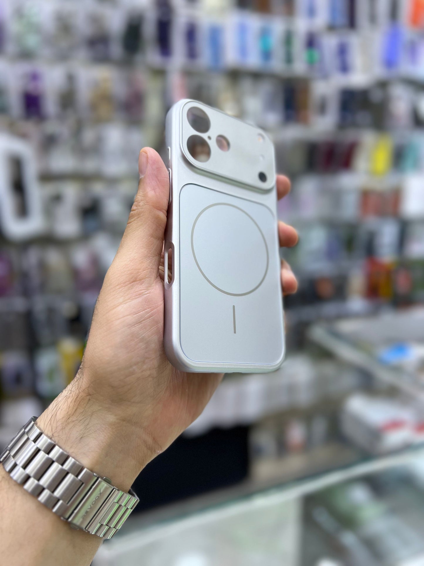 بوشيط بتصميم عصري وحماية متكاملة(IPHONE 17 NORMAL)
