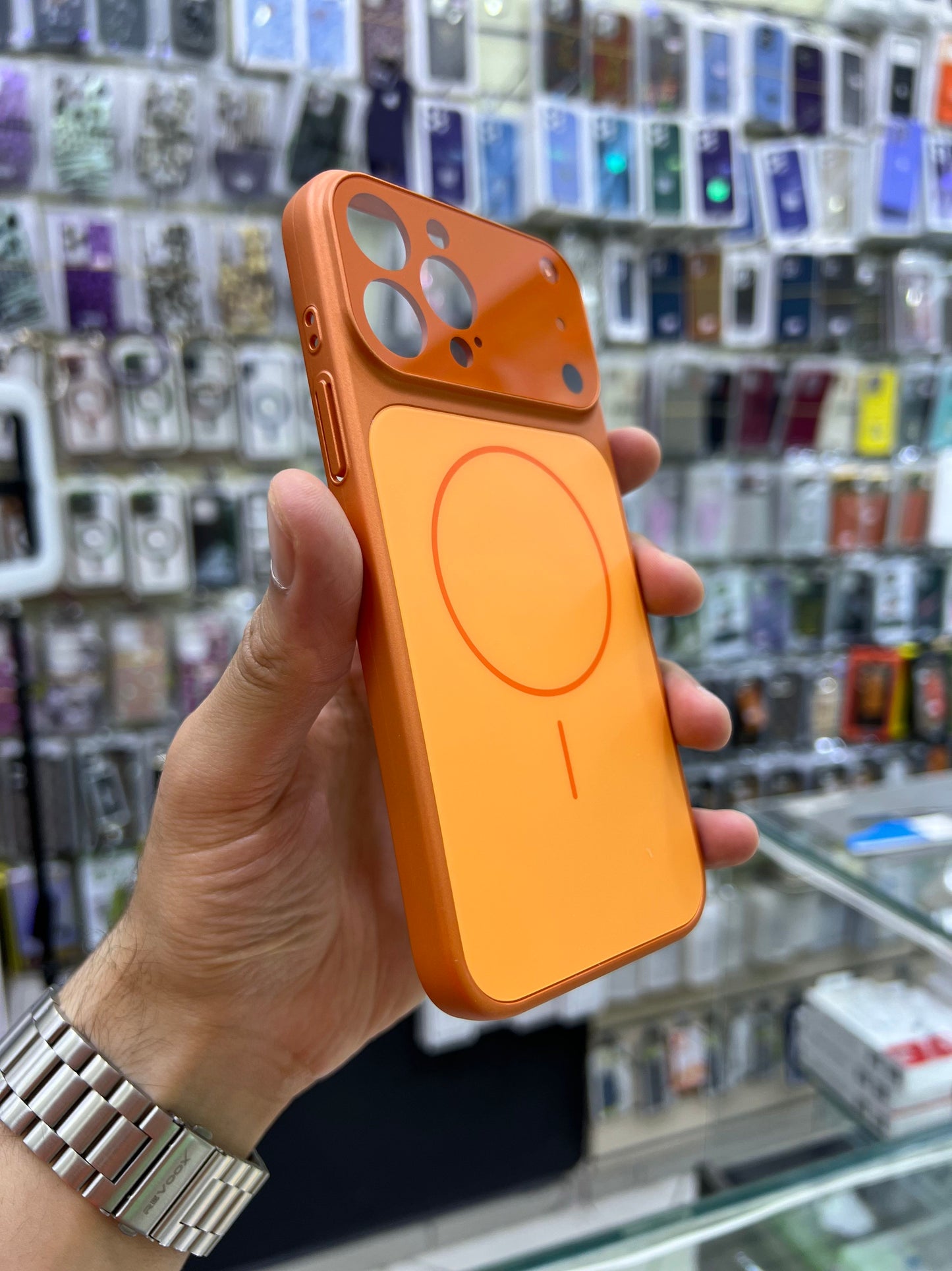 بوشيط بتصميم عصري وحماية متكاملة(IPHONE 13 PRO MAX)
