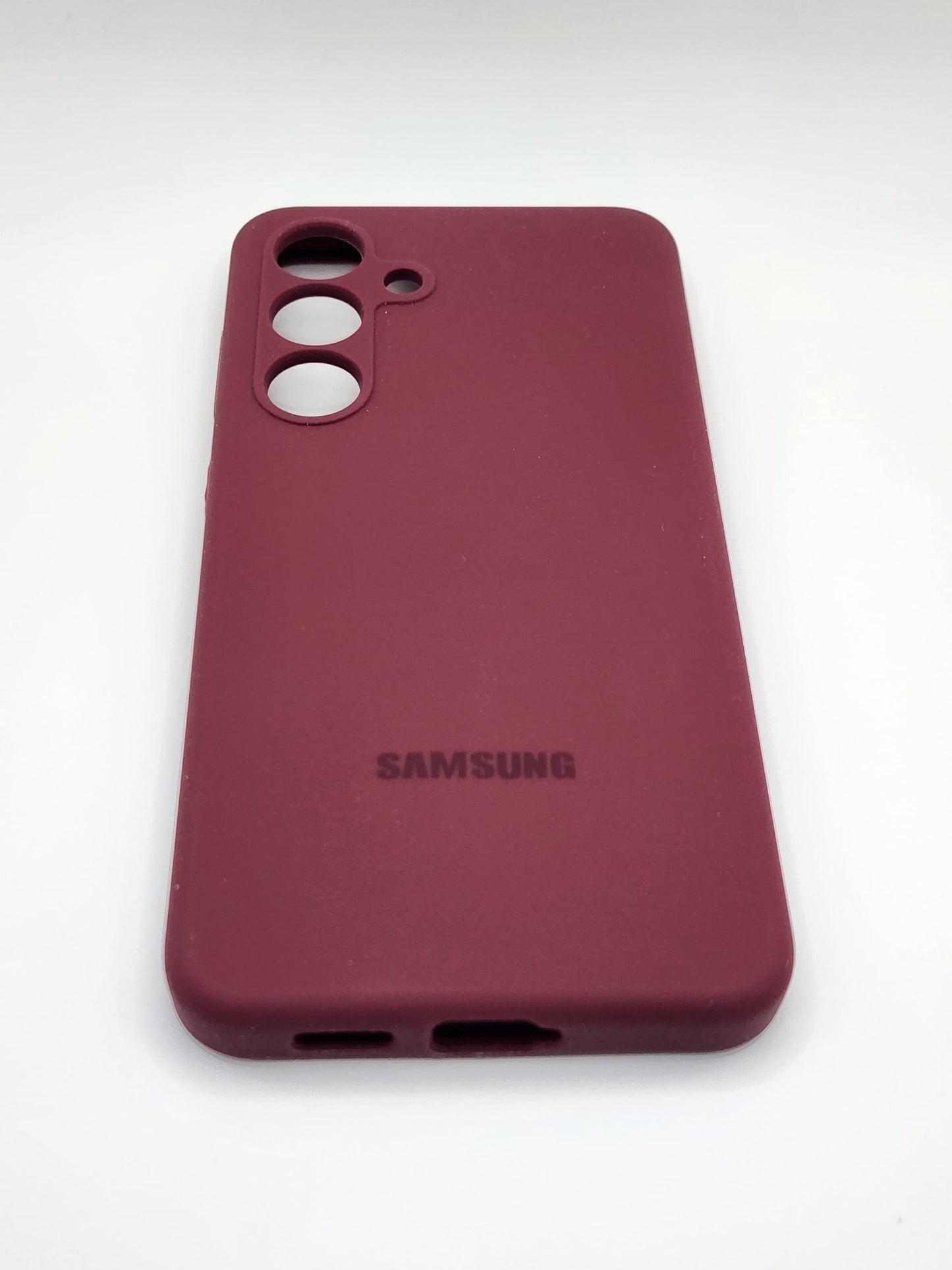 (بوشيط) سيليكون أصلي لهواتف سامسونج – حماية أنيقة ولمسة فاخرة SAMSUNG S24