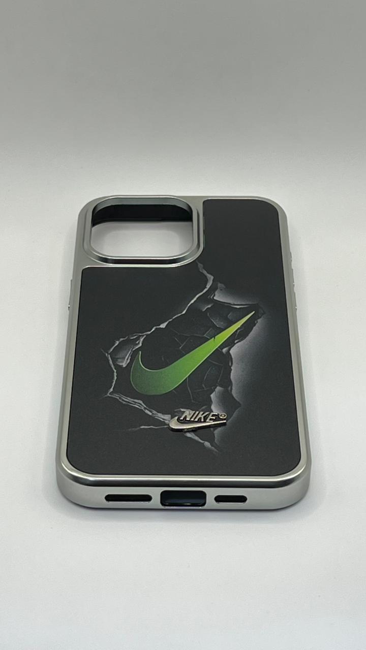 بوشيط بتصميم عصري أنيق ولمسة رياضية مميزة✅(IPHONE 13 PRO MAX)