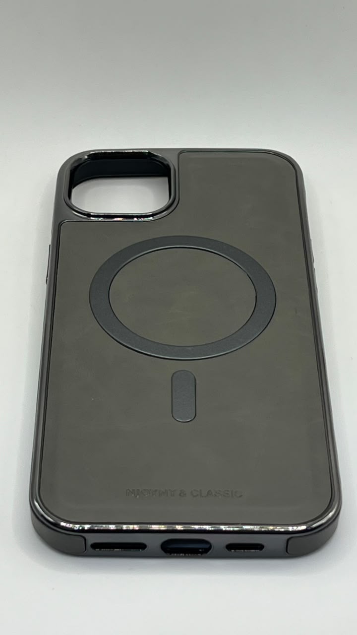 بوشيط جلد طبيعي فاخر للآيفون  تصميم أنيق وحماية متكاملة(IPHONE 15 PLUS)